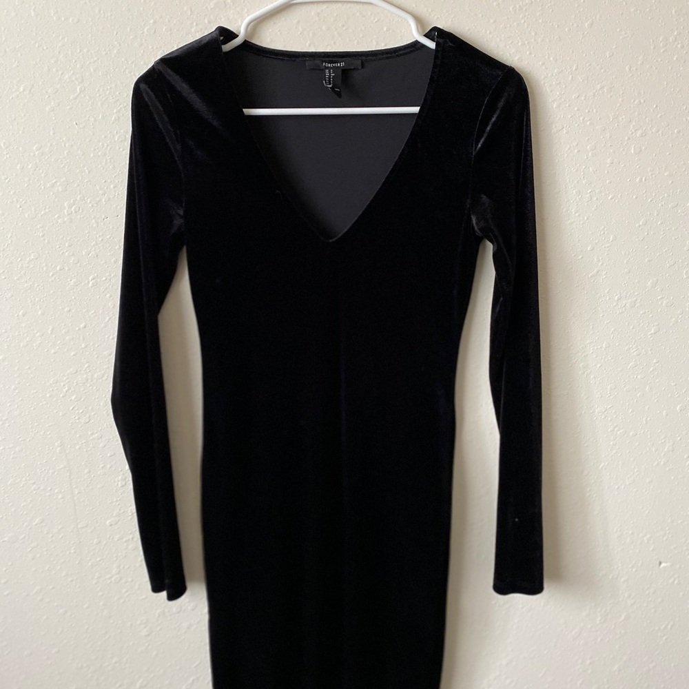 Velvet long sleeves dress